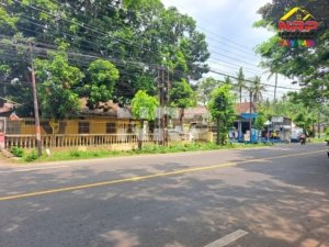 Disewakan Rumah + Gudang di Jalan Gatot Subroto Dekat Pelabuhan Ketapang Banyuwangi
