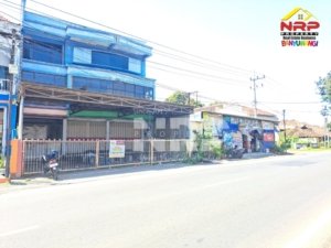 Dijual Ruko 4 Lantai + Gudang Strategis di Wongsorejo Banyuwangi Tepi Jalan