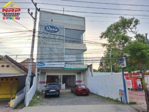 Disewakan Ruko 3 Lantai di Jl. S. Parman Banyuwangi jawa timur