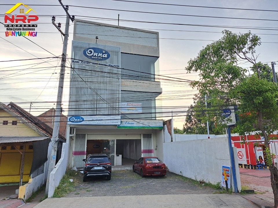 Disewakan Ruko 3 Lantai di Jl. S. Parman Banyuwangi jawa timur
