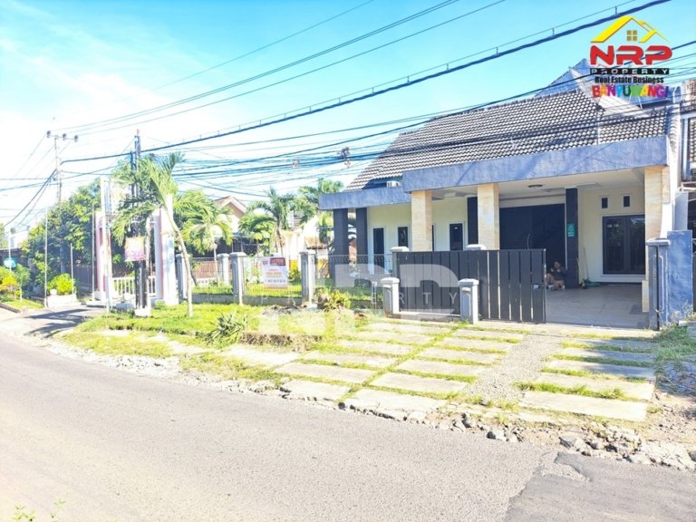 Rumah Hook 2 Lantai di Kalipuro Banyuwangi Jadi Incaran, Dekat Pelabuhan Ketapang dan Siap Huni