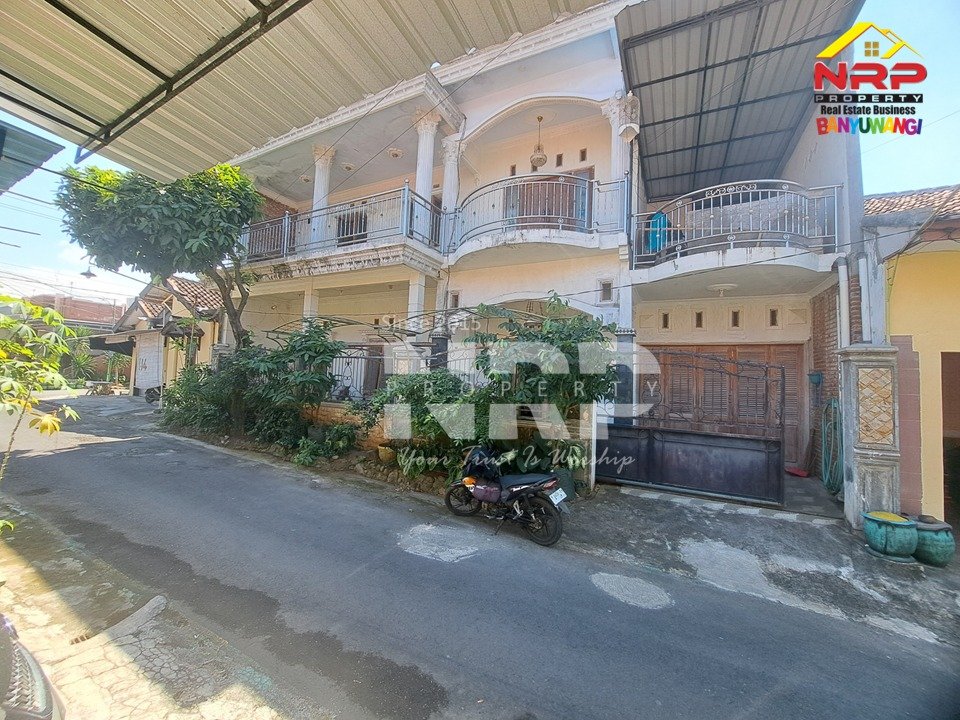 Dijual Rumah 2 Lantai Strategis di Kalirejo Banyuwangi, Dekat RSI Fatimah